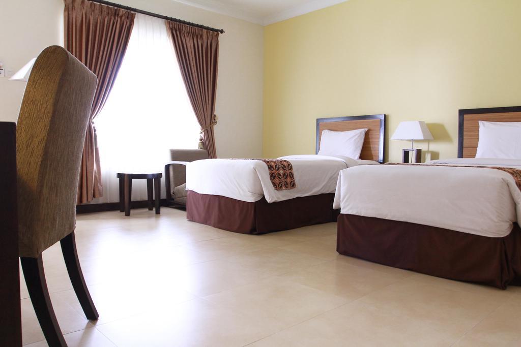 Gowongan Inn Yogyakarta Rum bild