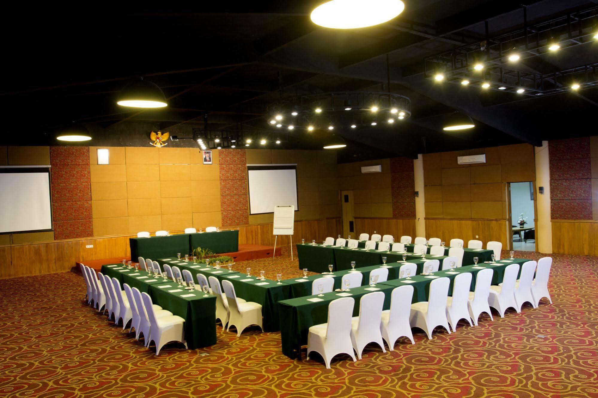 Gowongan Inn Yogyakarta Exteriör bild