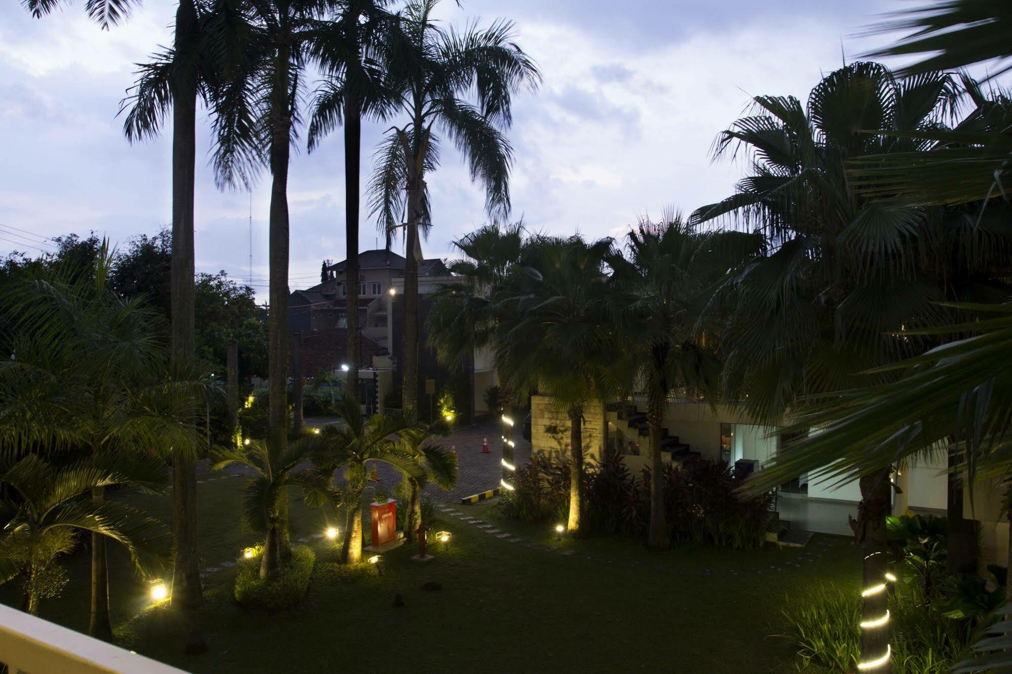Gowongan Inn Yogyakarta Exteriör bild